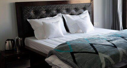 Banaras Residency Leh Ladakh Room Type - Deluxe room 101