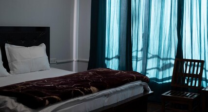 Banaras Residency Leh Ladakh Room Type - Super deluxe 104