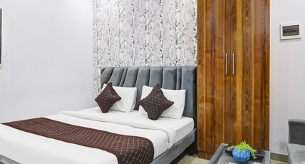 Hotel The RASA at Vasundhara Room Type - Deluxe Room with Living Area