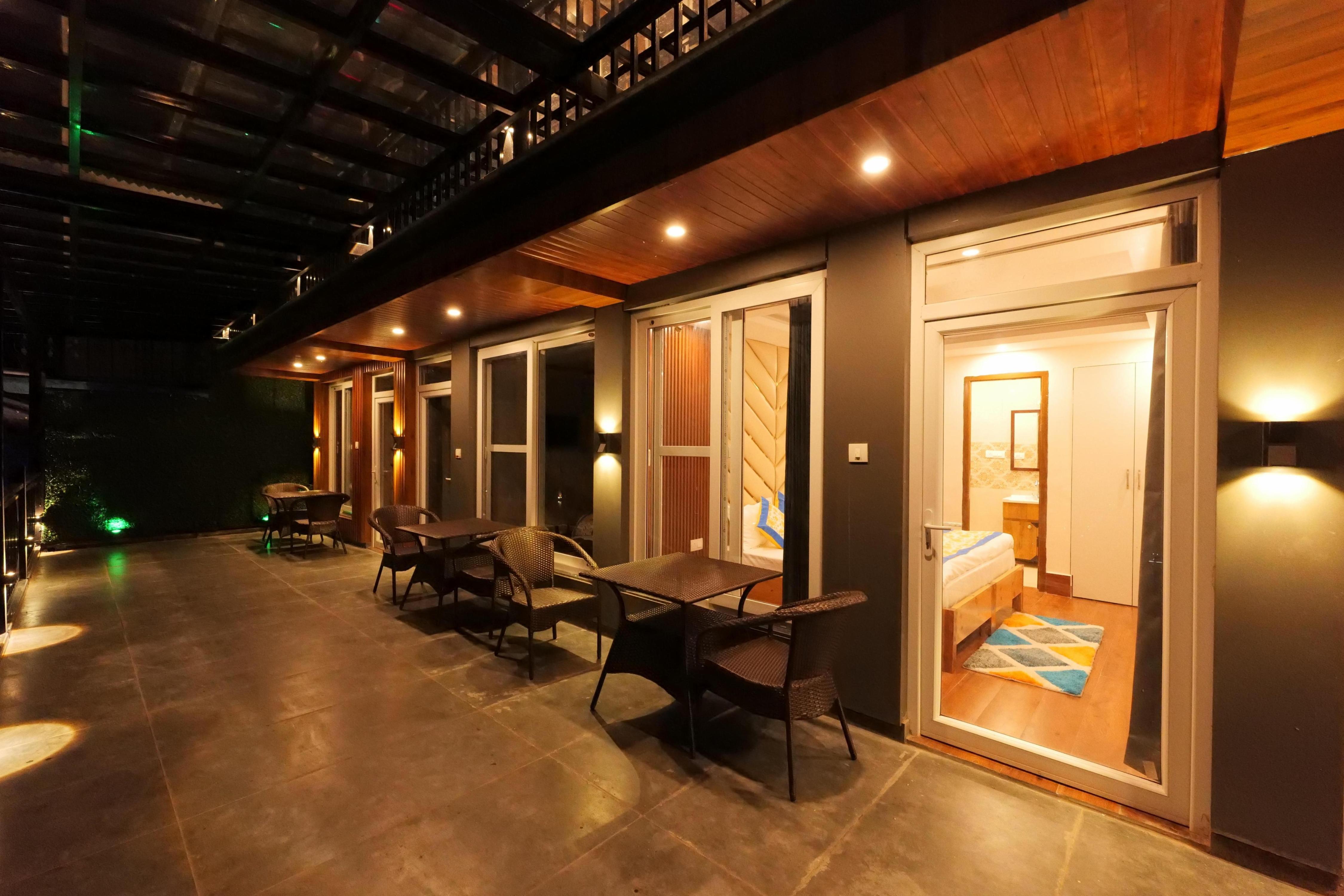 HOTEL REX MUSSOORIE - Tap to explore photos