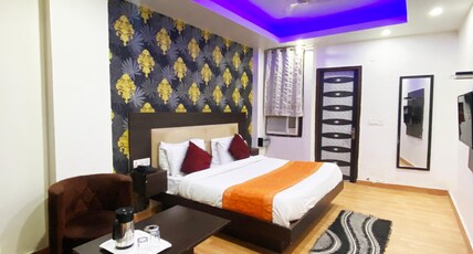 Hotel Noida International Room Type - Deluxe Room Hotel Noida International Room Type - Deluxe Room