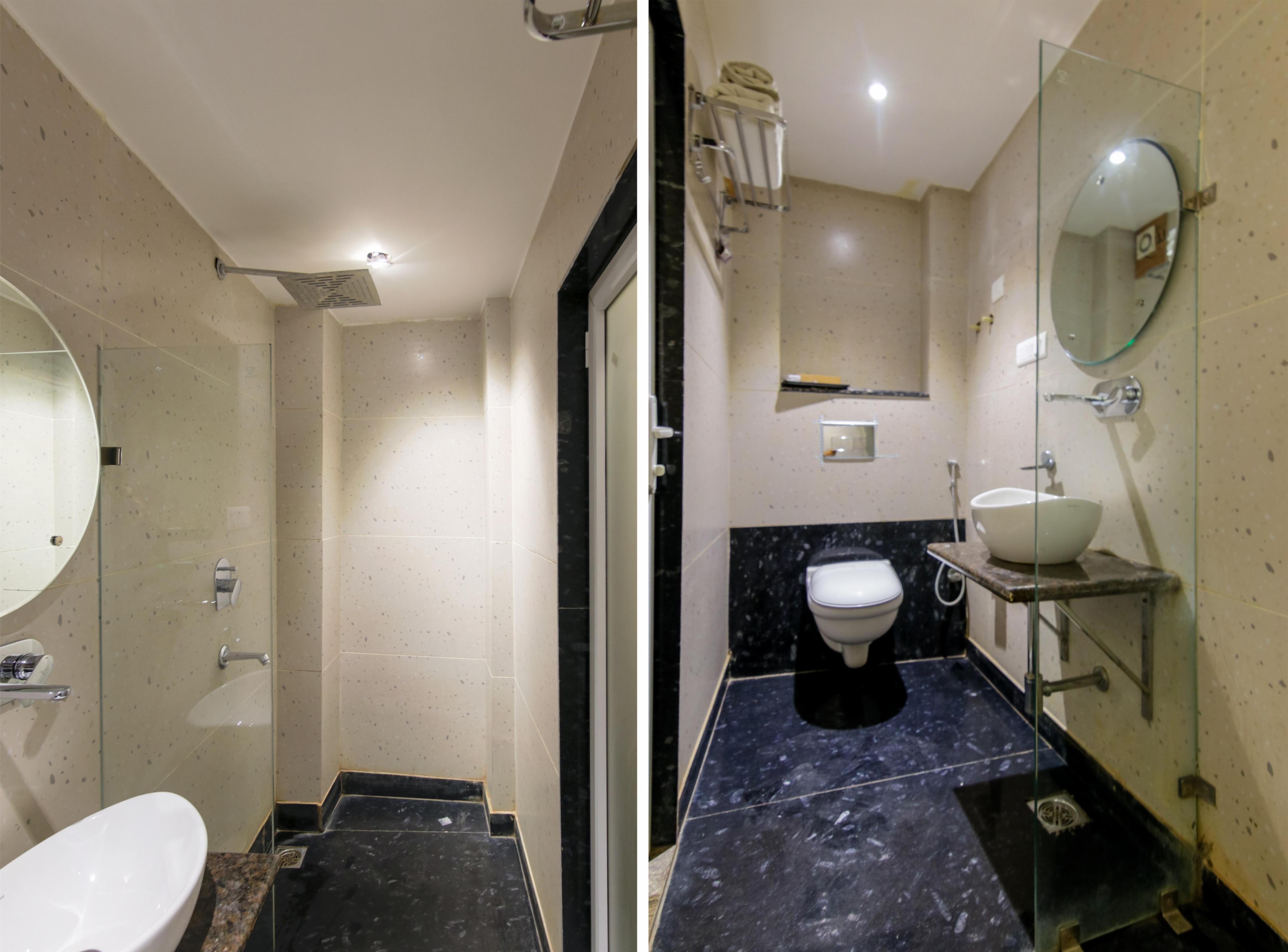 Hotel Anand - 5 Minutes from NDLS Station - Tap to explore photos