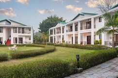 Baris Resort Corbett