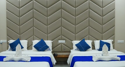G Hotel-Bhanugudi Room Type - Quad room