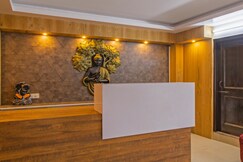 Itsy Hotels Peak View, 300 Mts From Mall Road