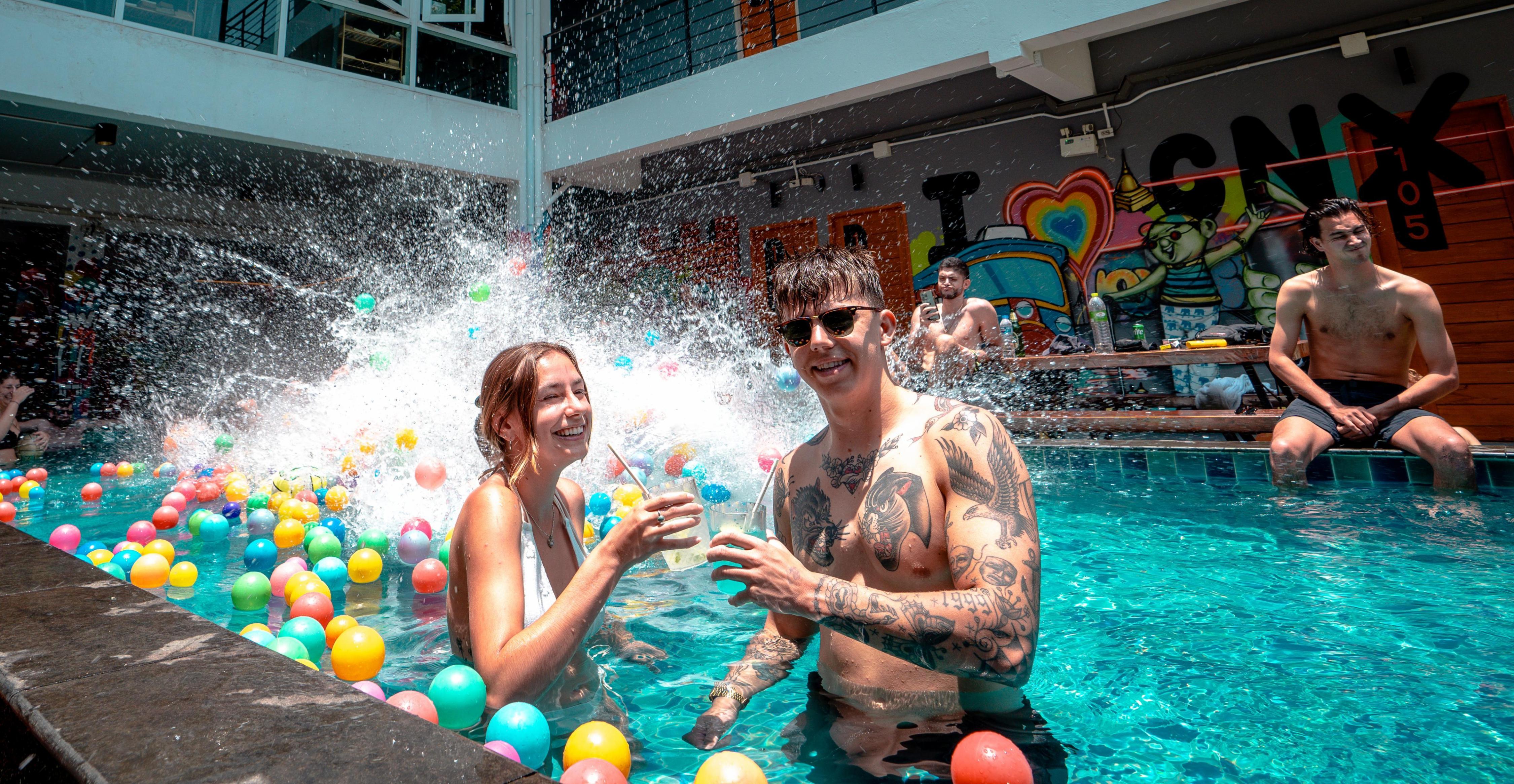 Mad Monkey Chiang Mai