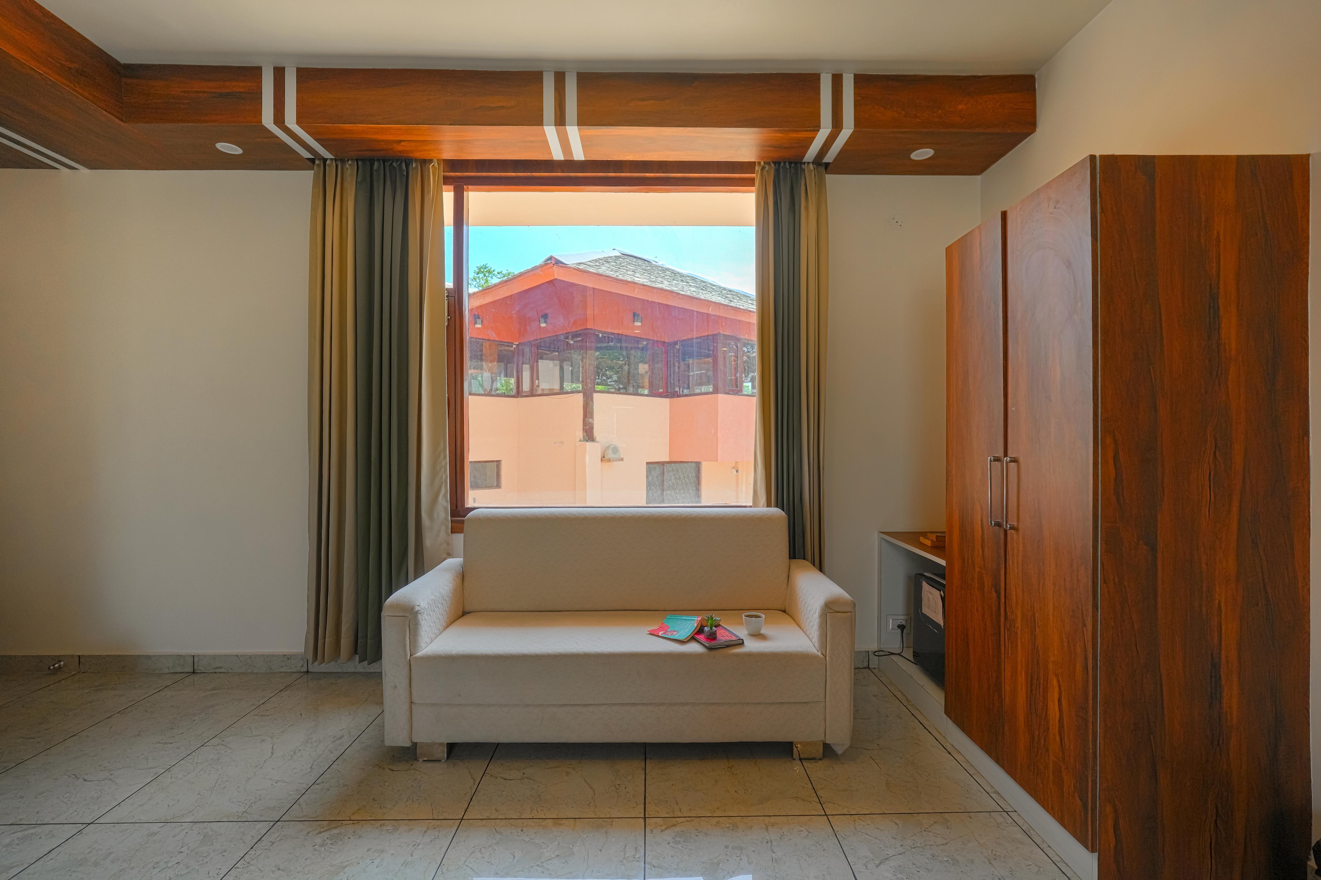 Hotel Appas - Tap to explore photos