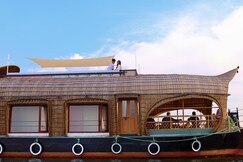 Angel Blue Houseboat