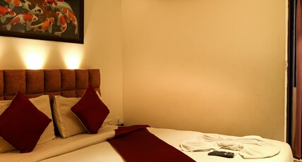 Prowell Hotels Apex Room Type - Premium King