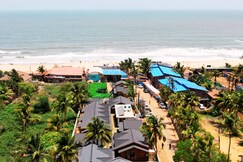 Foxoso Aaristo Baga Beach Resort