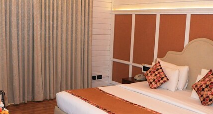 Foxoso Aaristo Baga Beach Resort Room Type - Garden View Cottage with Balcony 2 mins walk to Baga Beach