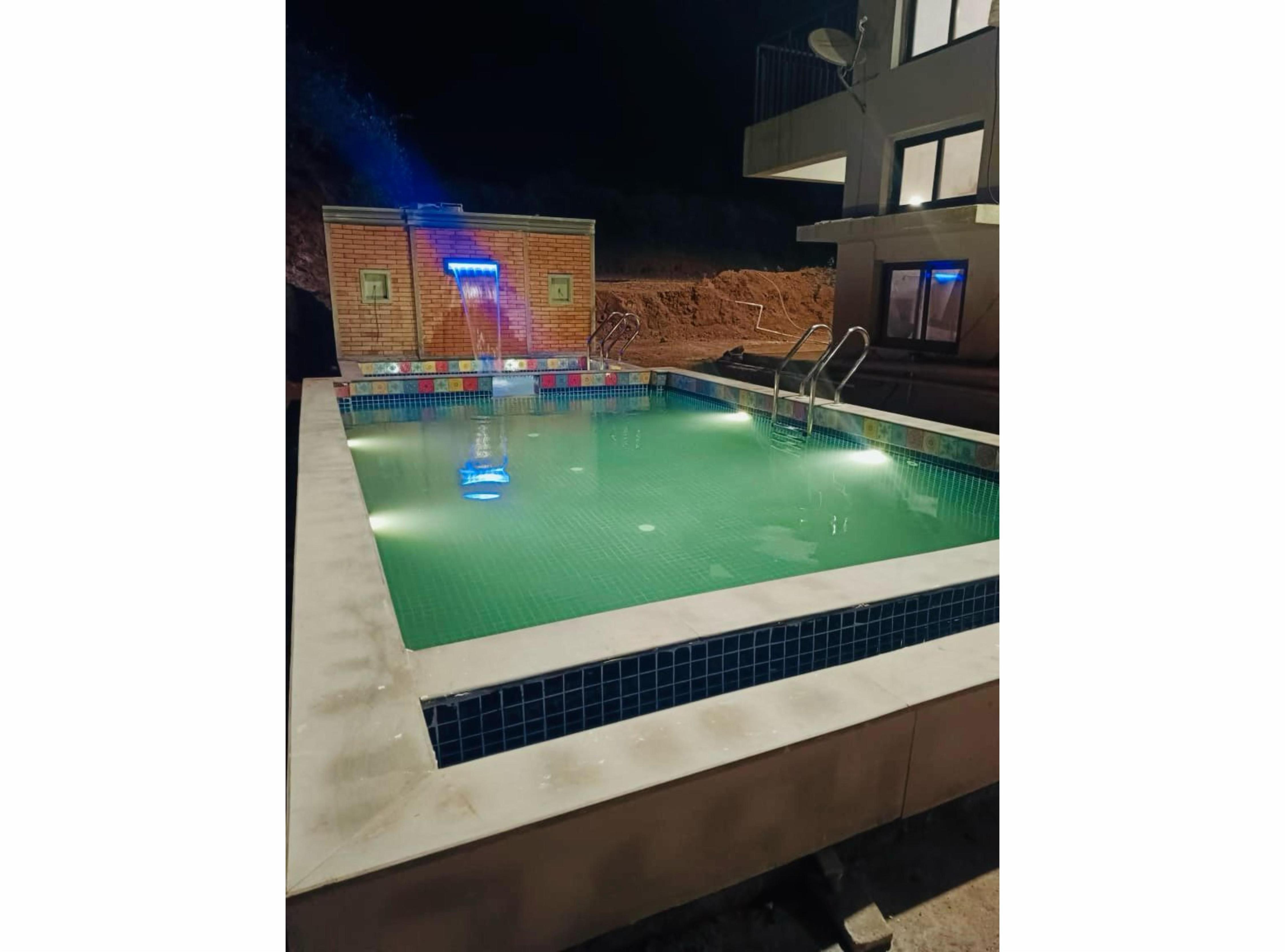 VIDHI VILLA-Besides Valley View with Luxurious Swimming Pool & AC - Tap to explore photos
