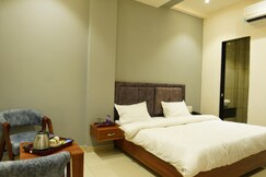 Address of HOTEL COMFORT INN BY GANGA GAURI HOTELS