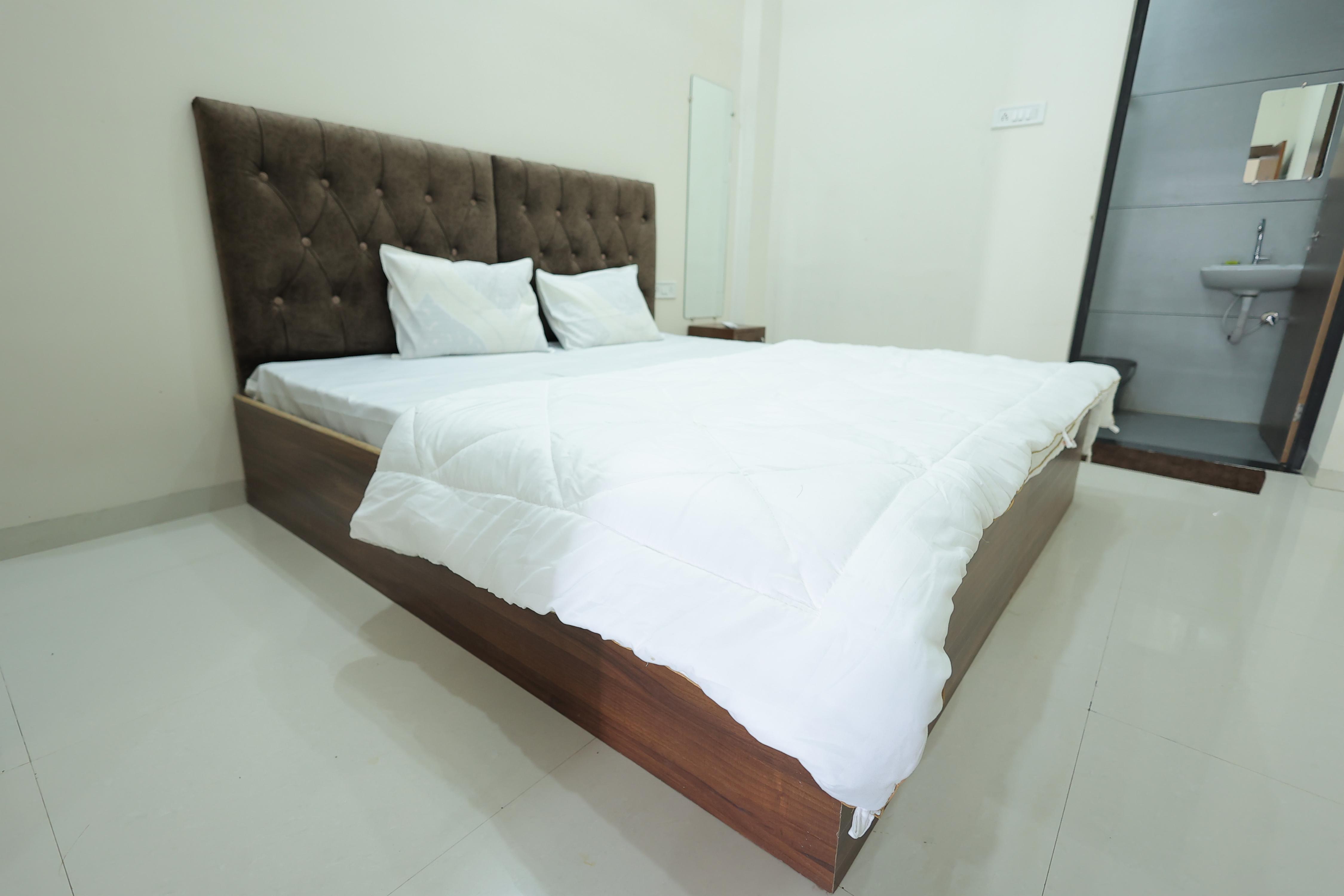 Rooms of Sandhya Shri Residence