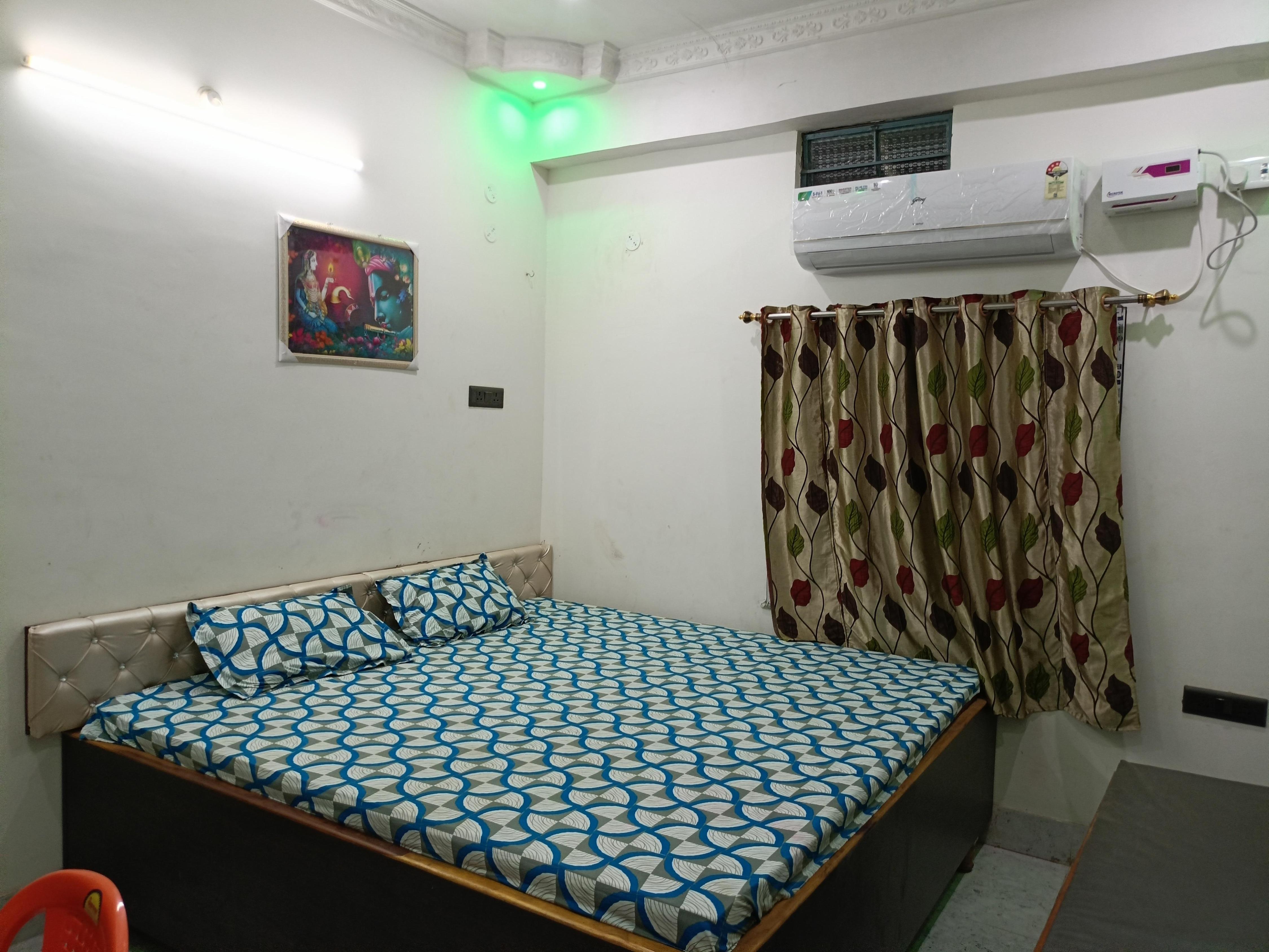 Pragya Banquet Hall Room Type - Family room with private bathroom