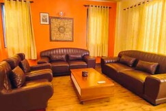 DJ2 Spacious Lovely 4BHK full Apartmnt Parking NFC