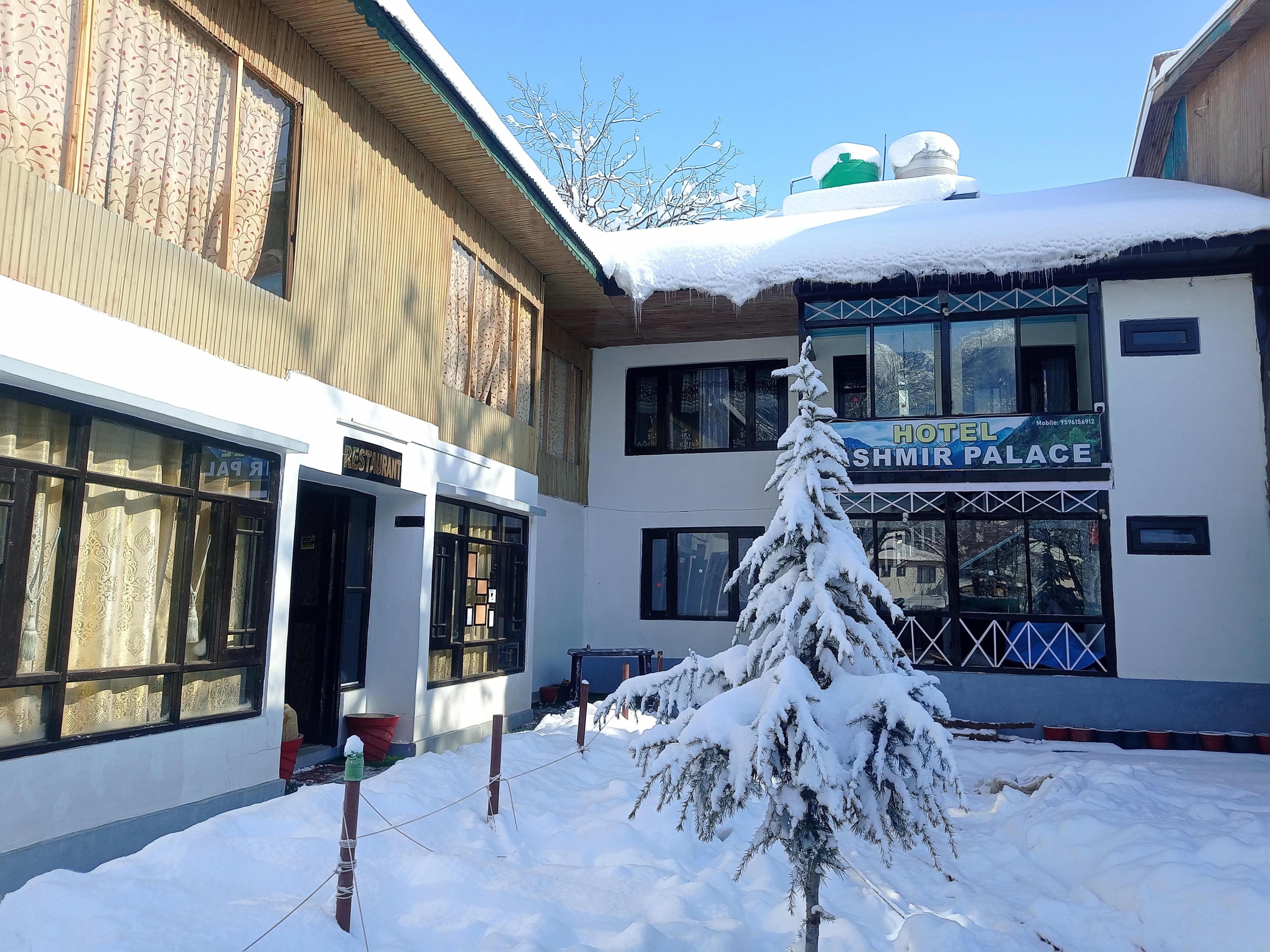 Hotel Kashmir Palace, Pahalgam