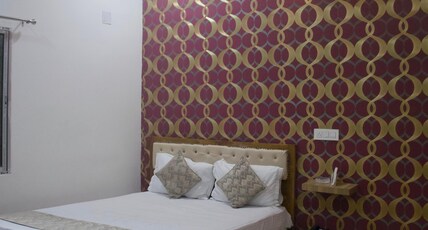 TOORSA VALLEY RESORT Room Type - Deluxe Non AC TOORSA VALLEY RESORT Room Type - Deluxe Non AC