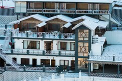 Kanatal Retreat By Itharna Hospitality