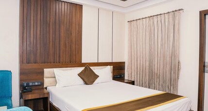 Royal Sea View Room Type - DELUXE DOUBLE BED
