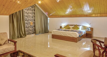 Lambibagh Cottages Room Type - Luxury Room W/Private Balcony and Mountain View