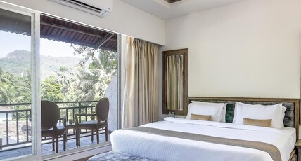 Silver Oak by Bay Hotels Room Type - Premium Room