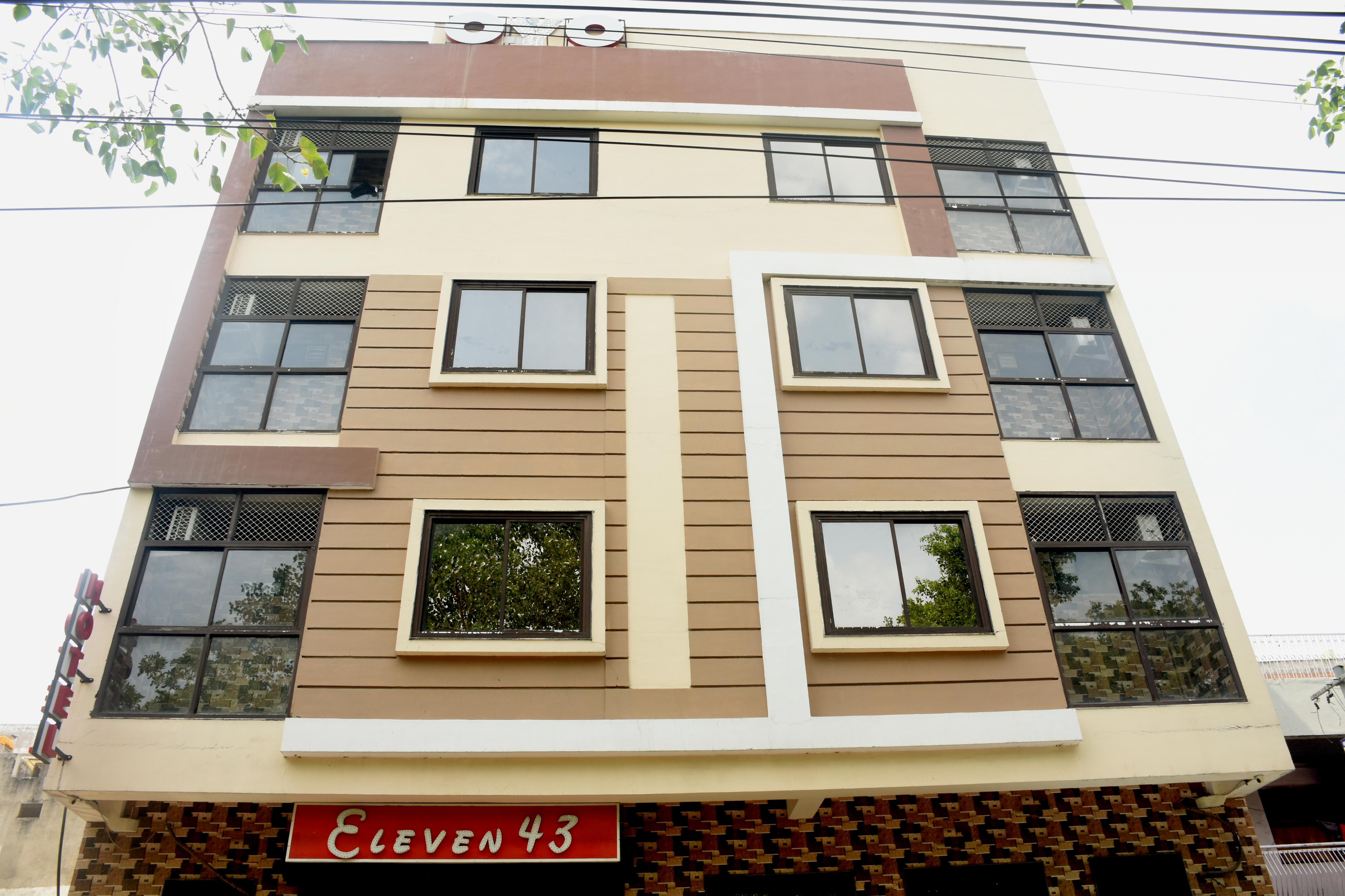 Hotel Eleven 43 Suits - Tap to explore photos