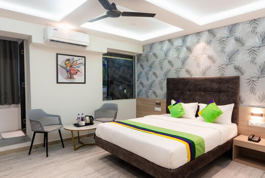 Treebo Cocostay, Hadapsar