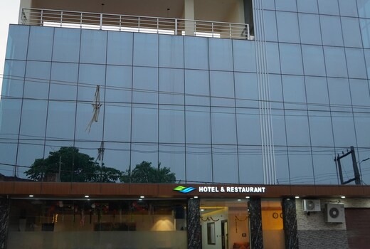 Green Sarovar Hotel & Restaurant.