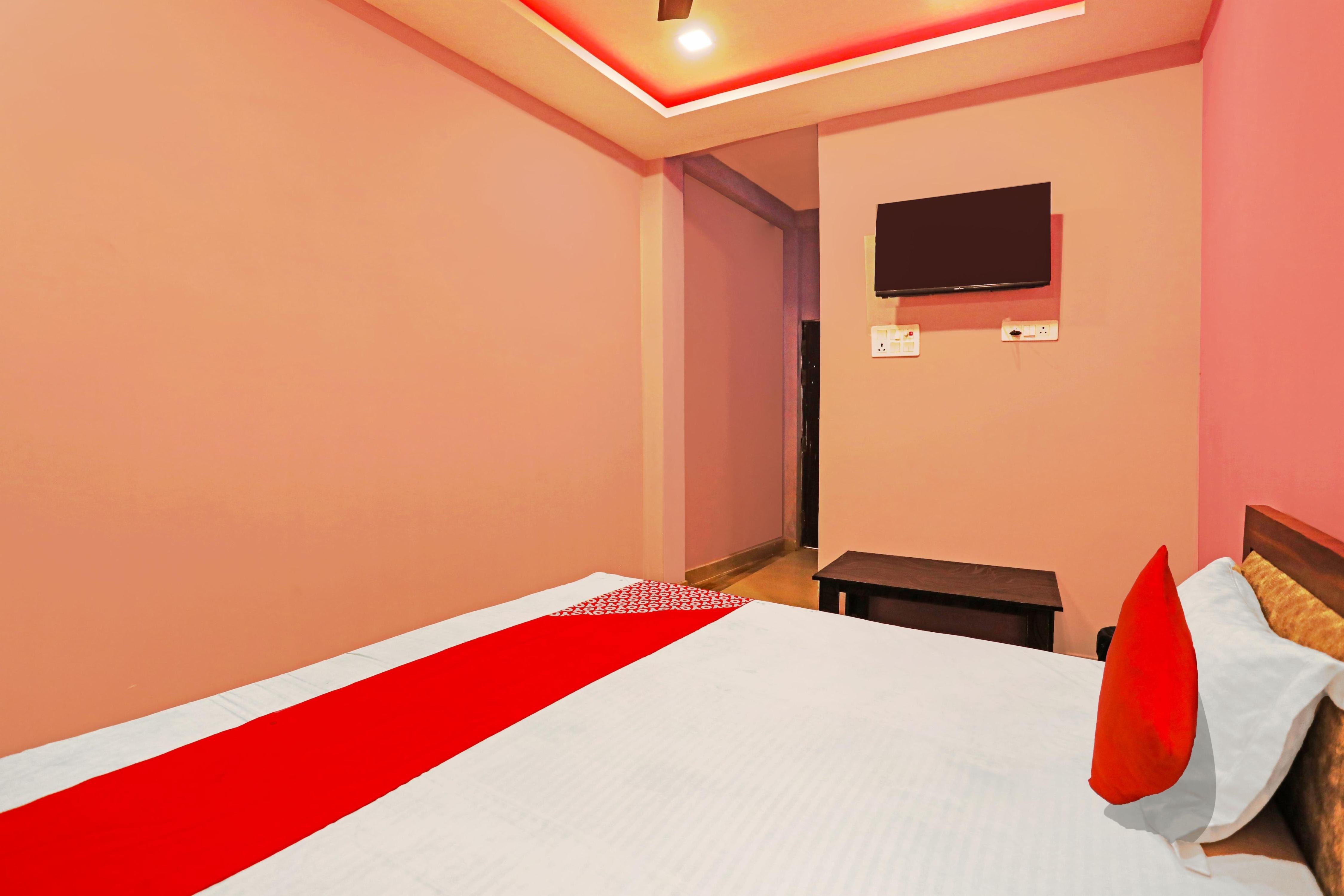 Hotel O Samrat Grand - Tap to explore photos