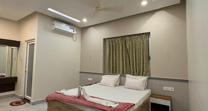 Chanduka Palace(300 mtr from Jagannath temple) Room Type - Super Deluxe Room