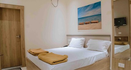 Chanduka Palace(300 mtr from Jagannath temple) Room Type - Deluxe Room