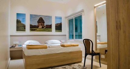 Chanduka Palace(300 mtr from Jagannath temple) Room Type - Executive Room