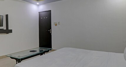 Super Hotel O Sri Krishna Palace Room Type - Classic