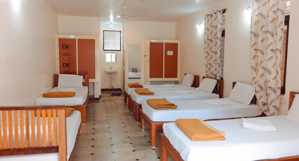 Hampi Delmont Room Type - 6 Bedded Room