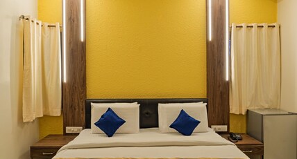 THE VENUE By Seasons Suites Room Type - Studio with Pool View