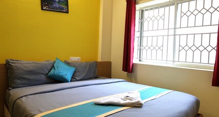 Hazel Inn Manyata Room Type - Deluxe Double Room