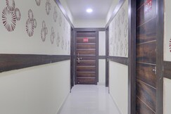 HOTEL O SHAZEB INTERNATIONAL