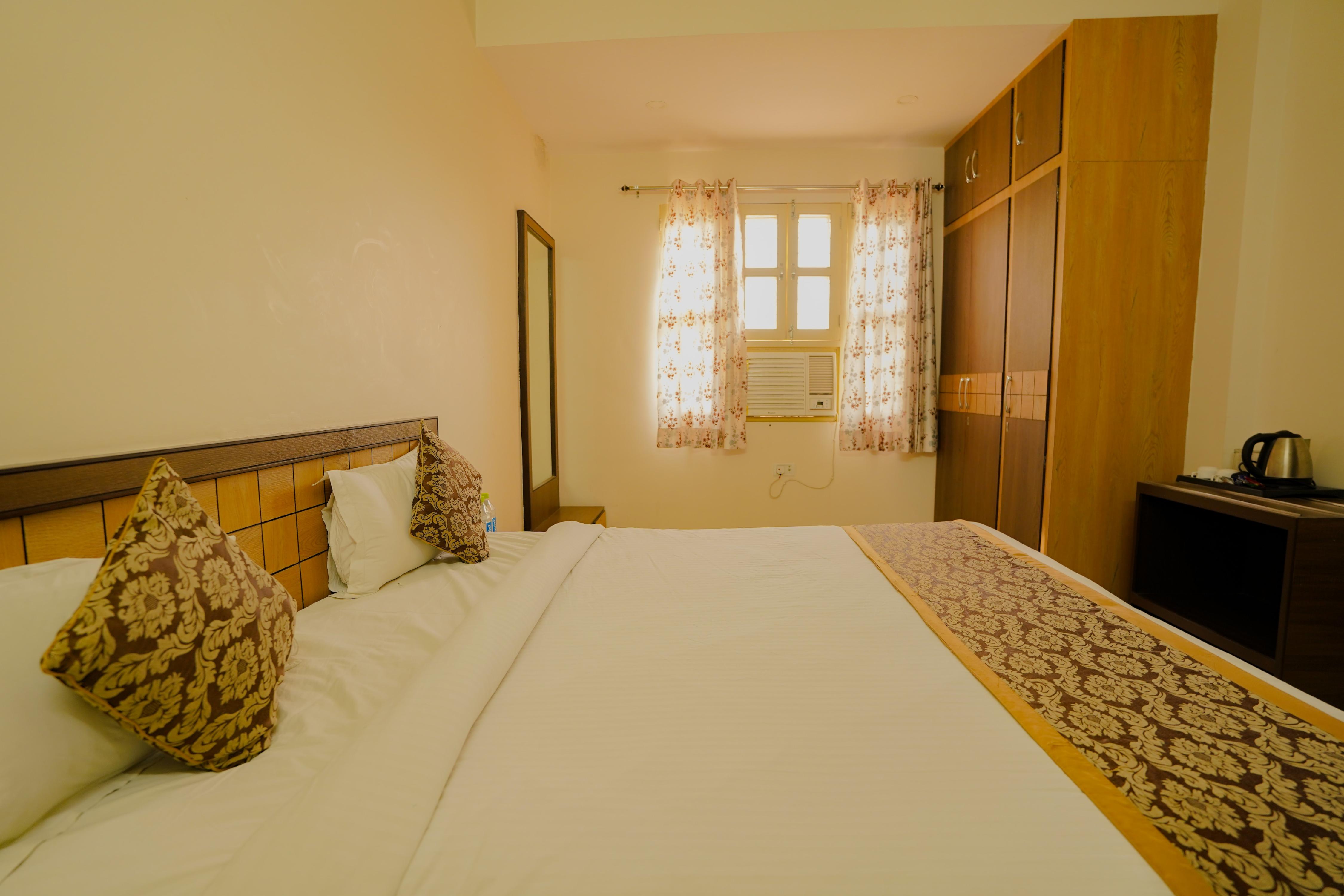 2 BHK FLAT FACING JAIPUR INTERNATIONAL AIRPORT - Tap to explore photos
