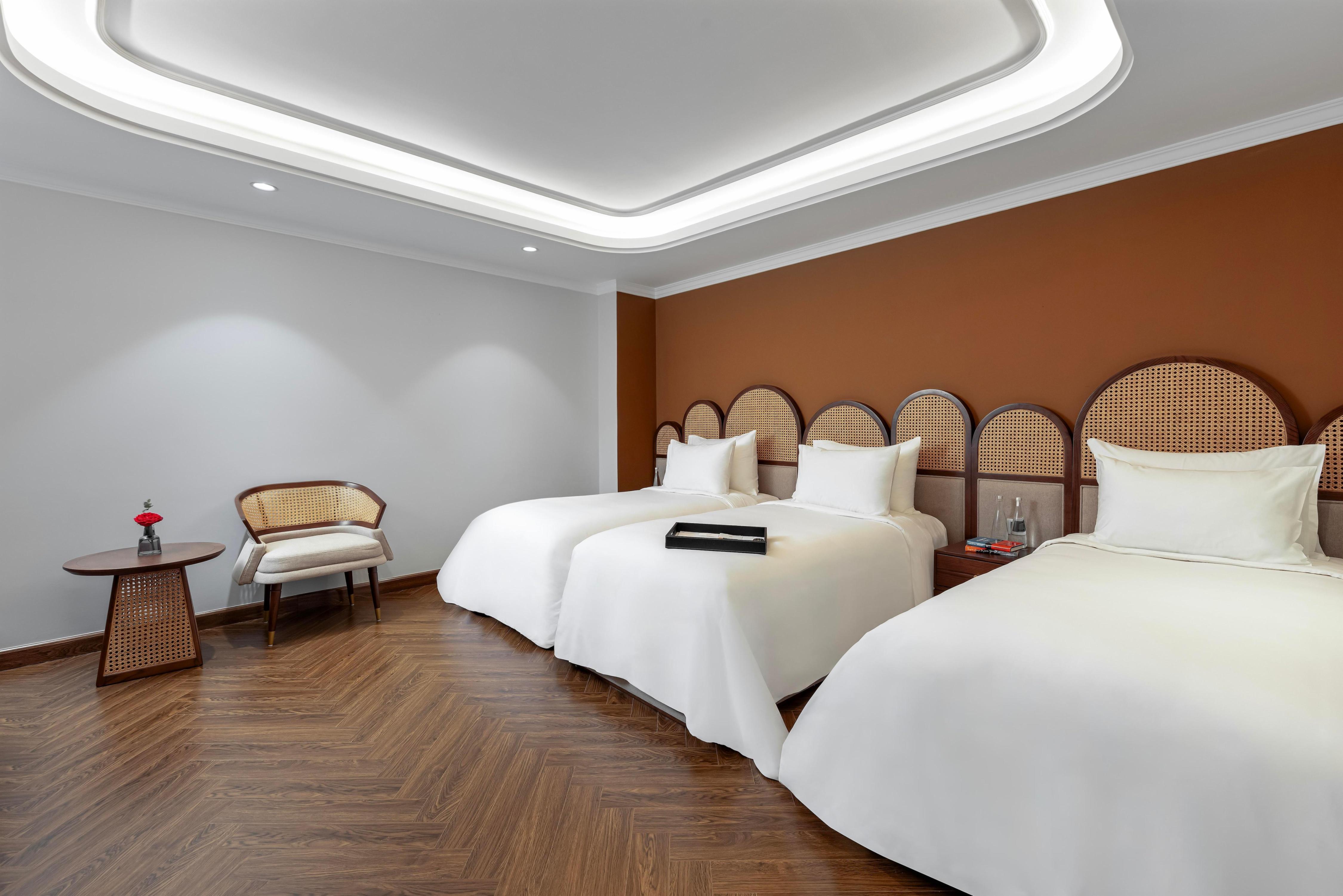 La Siesta Classic Hang Thung Room Type - Deluxe Triple - Internal Window La Siesta Classic Hang Thung Room Type - Deluxe Triple - Internal Window