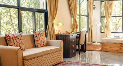 Resort Pench Wilderness Camp Room Type - Premium Luxury Cottage