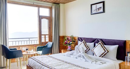 Vanallaya Your Forest Home Room Type - Valley View  Balcony Room