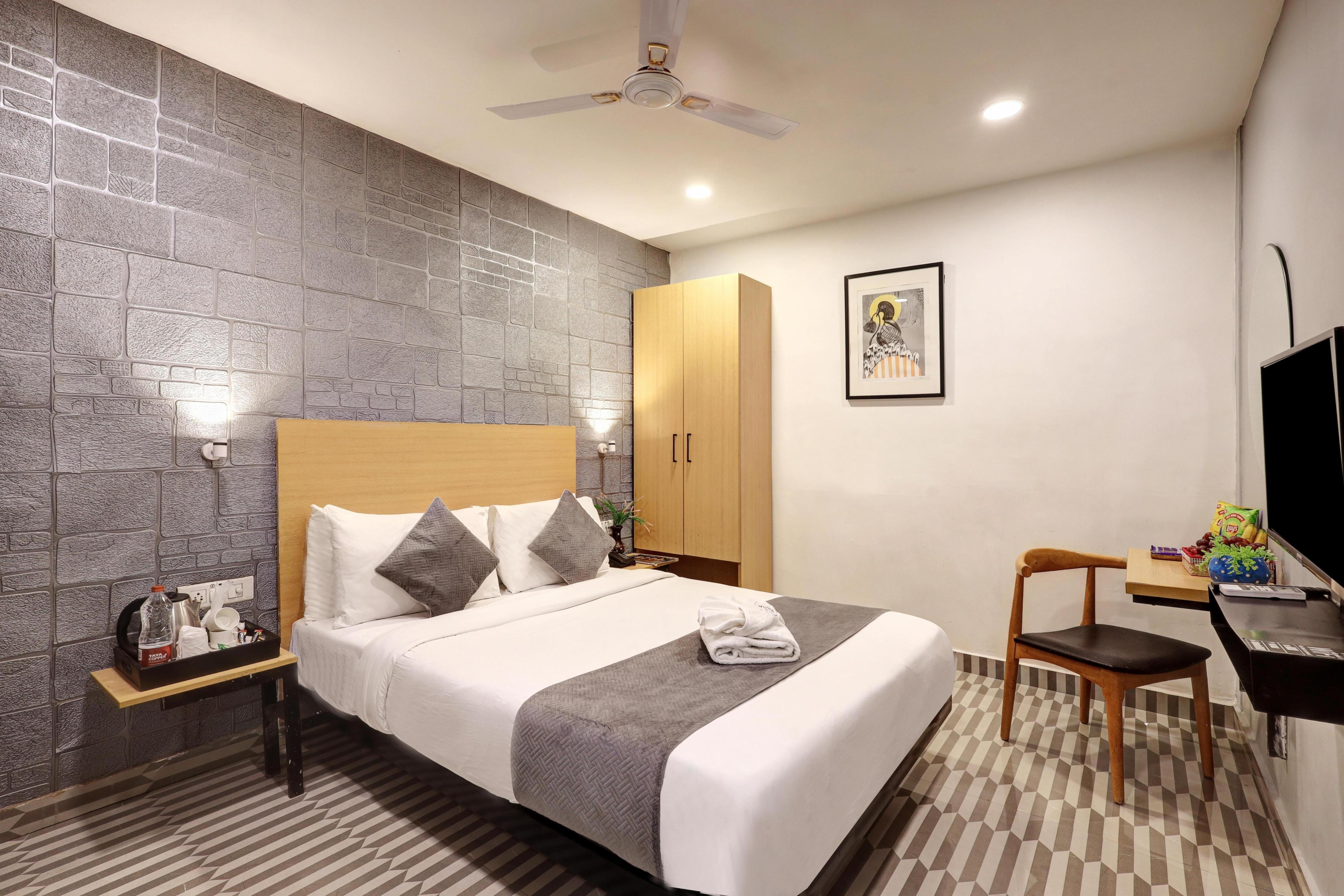 Hotel the Rasa Near Anand Vihar