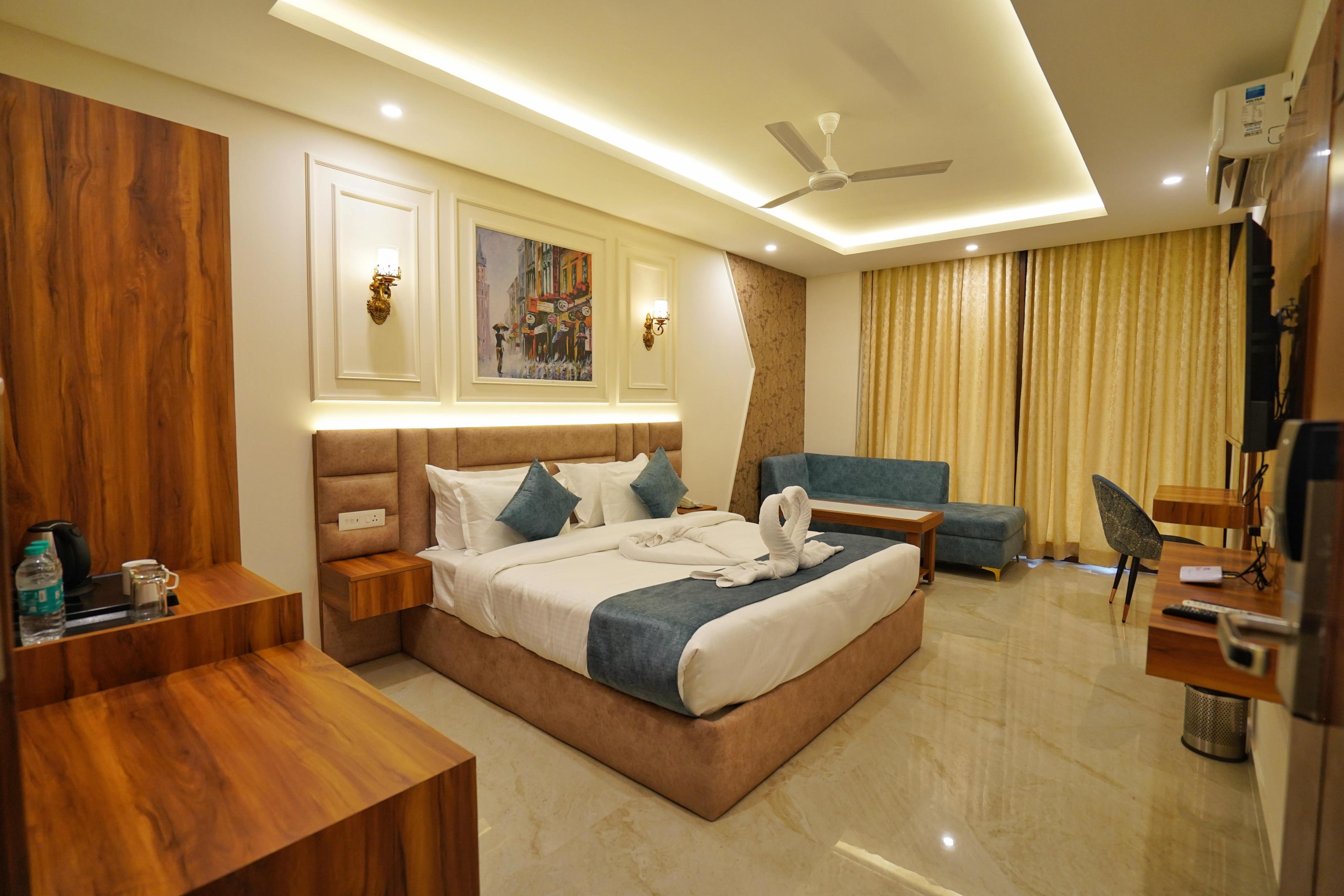 Hotel Golden Orchard @ Rajpur Road - Tap to explore photos