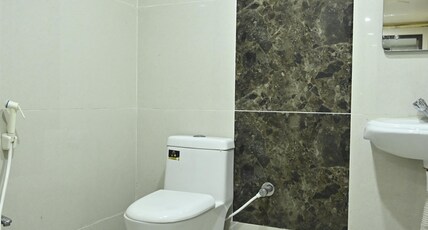 HOTEL TARA, 400mtrs From Puri Railway Station Room Type - Standard AC Room