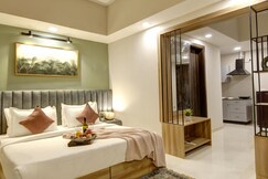 Saltstayz Premier - Golf Course Extension Road