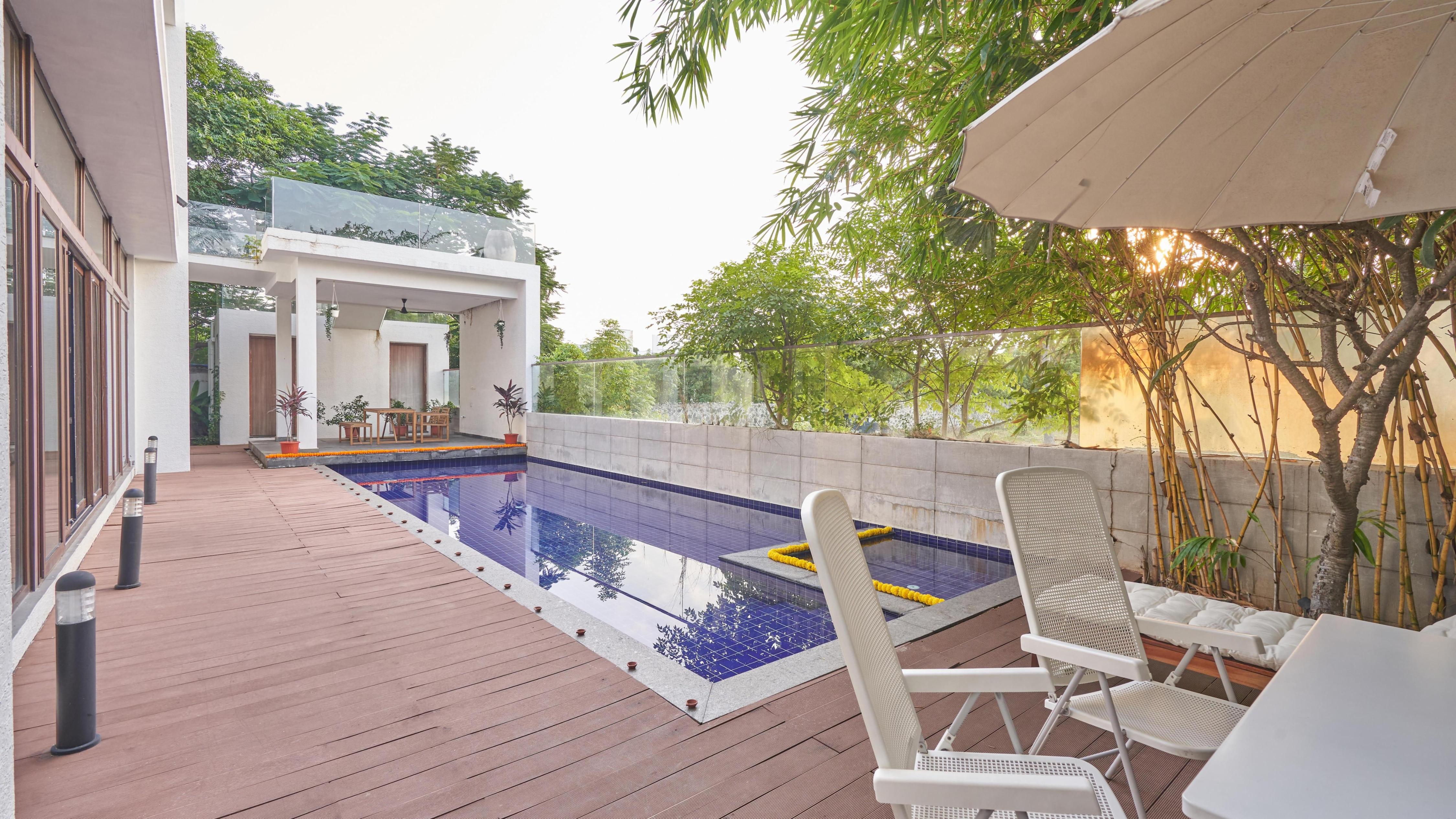 Truliv Villa Laguna - Luxury 4BHK Beachside With Pool, ECR - Tap to explore photos
