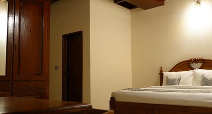 Alfred Place Heritage Homestay Room Type - Heritage Deluxe