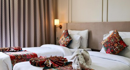 HHW BUDDHA LINEAGE Room Type - Signature Room