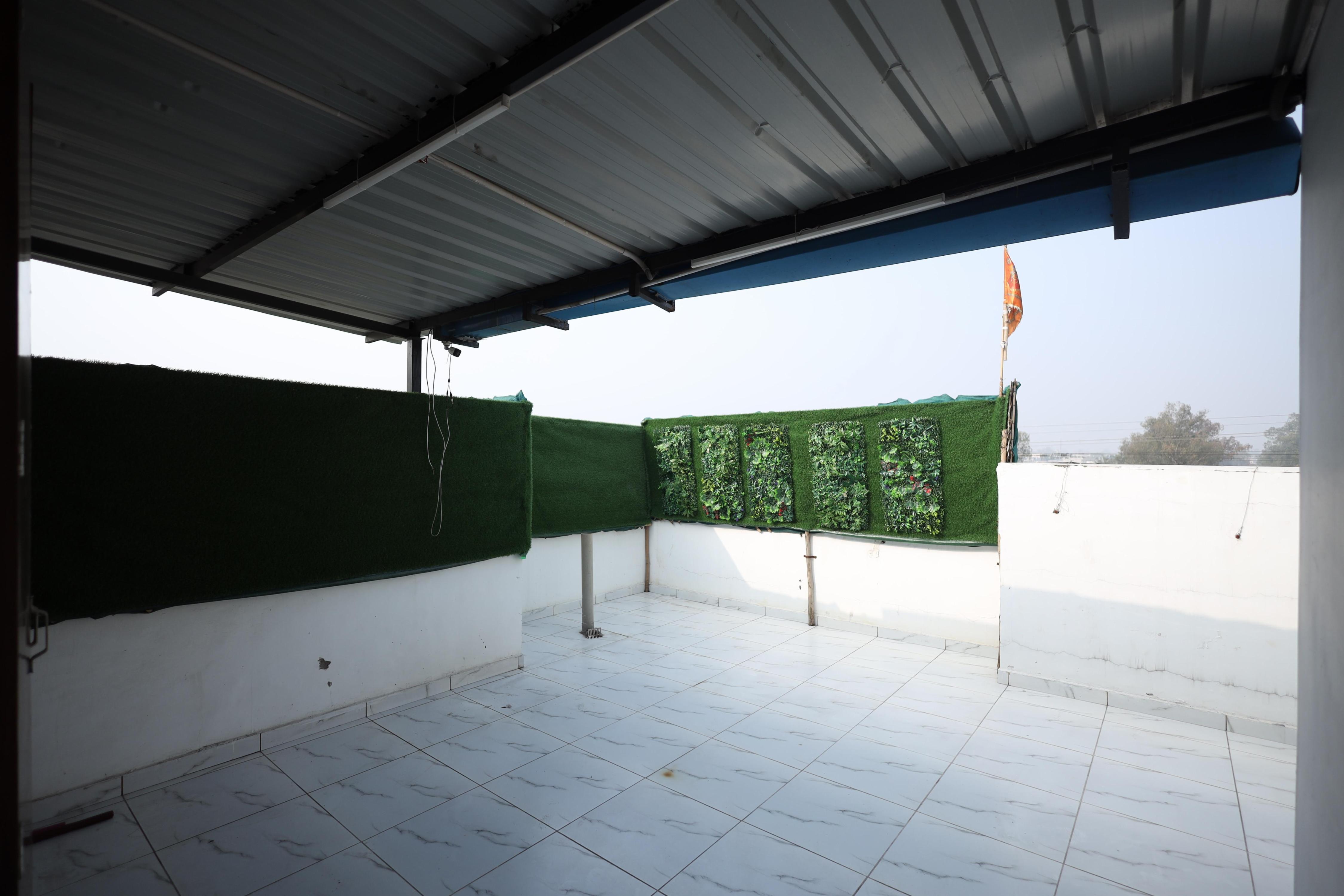 Hotel Parth Residency - Tap to explore photos